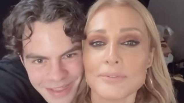 Η σπάνια βραδινή εμφάνιση της Νατάσας Θεοδωρίδου με τον Άγγελο Λάτσιο - Τα τρυφερά λόγια για τη νονά του