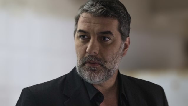 Ο Βασίλης Μπισμπίκης νοσηλεύεται έπειτα από καρδιακό επεισόδιο - Υποβλήθηκε σε δύο χειρουργεία