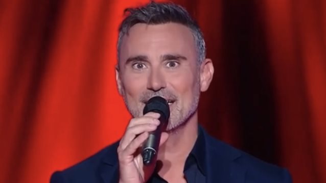 Ο Γιωργος Καπουτζιδης επεστρεψε στο &quot;The Voice&quot; με επικη αναφορα στον Γιωργο Λιανο