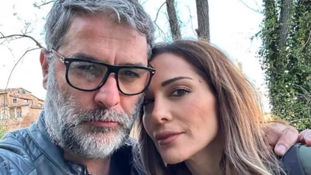 Εκτάκτως στο νοσοκομείο ο Βασίλης Μπισμπίκης – Στο πλευρό του η Δέσποινα Βανδή