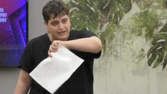 Fame Story | Εξαλλη η Andrew - "Γιατί διαχωρίζετε άντρες και γυναίκες;"