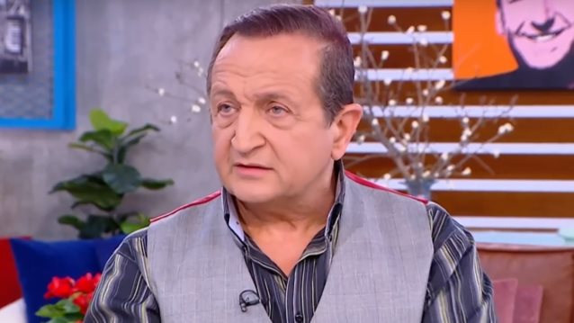 Σπύρος Μπιμπίλας: "Είμαι γκέι, αλλά ανενεργός"