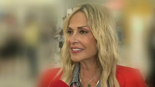 Άννα Βίσση | Η συνεργασία με τη Βανδή που δεν θα γίνει, το σχόλιο για τη σχέση Βανδή-Μπισμπίκη &amp; το &quot;όχι&quot; στο J2US