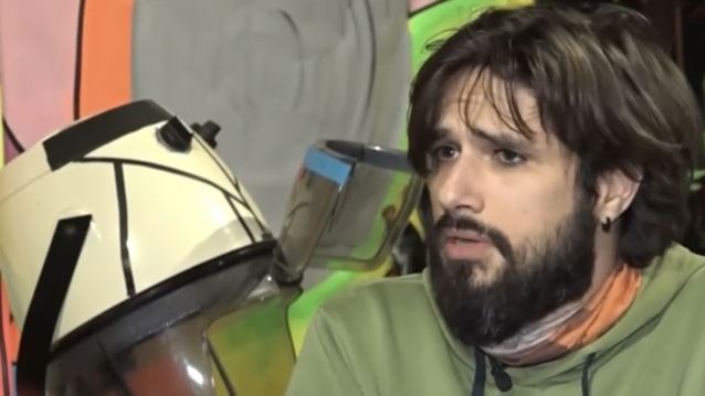 Γιάννης Νιάρρος: "Είχαν γράψει ότι κάνω χρήση ναρκωτικών, η γιαγιά μου είχε φρικάρει"