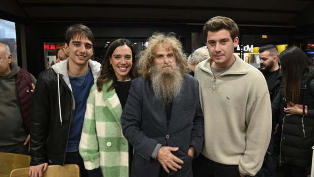 Ο Ψαραντώνης κάνει... "Σασμό" στα γυρίσματα της δημοφιλούς σειράς του Alpha