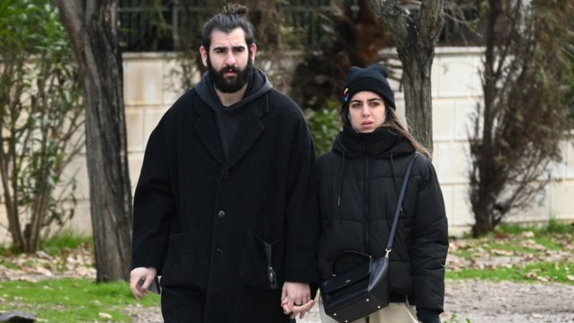 Ο γιος του Πέτρου Φιλιππίδη σε μια σπάνια δημόσια εμφάνιση