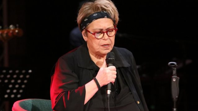 Σάλος με τη Δήμητρα Γαλάνη: Οι κατηγορίες ότι εμπόδισε συσσίτιο &amp; η απάντησή της