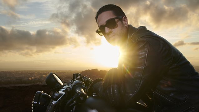 Ο Δημήτρης Γιαννούλος μας λέει τη δική του "σκληρή αλήθεια"