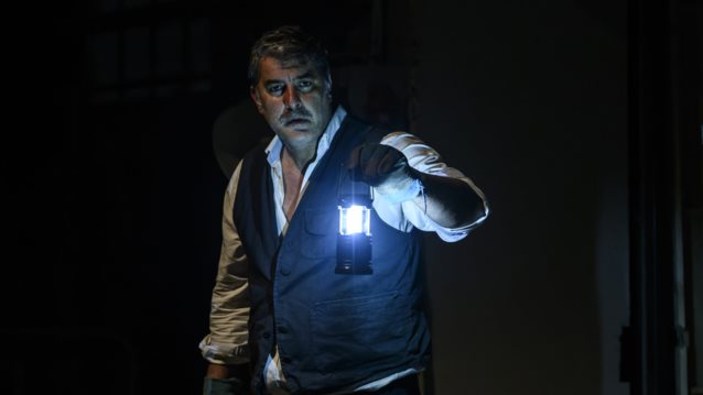 Aide-mémoire | H καραμπόλα στον ΑΝΤ1, τα σενάρια για τα πρωινά &amp; ο Μπισμπίκης έκπληξη επί σκηνής