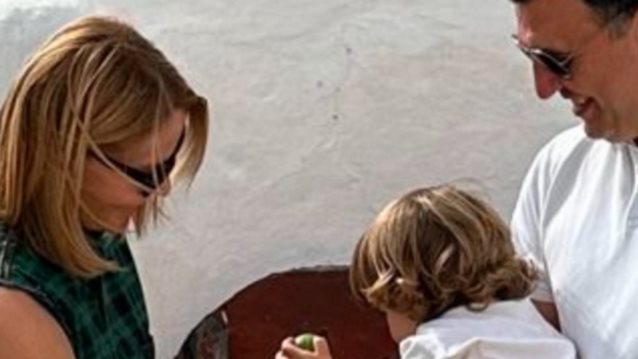 Ο Παναγιώτης - Αντώνιος Κικίλιας ξεκίνησε το σχολείο - Η ανάρτηση της Τζένης Μπαλατσινού