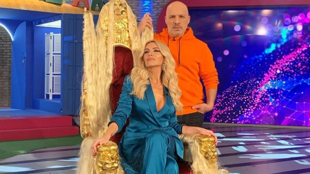 Η Κατερίνα Καινούργιου σε ρεσιτάλ ατάκας στον Νίκο Μουτσινά!