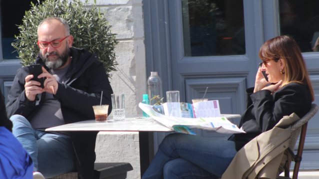 Ο Χρήστος Κιούσης σε σπάνια δημόσια εμφάνιση με τη σύζυγό του