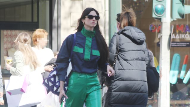 Η Ηλιάνα Παπαγεωργίου πιο εντυπωσιακή από ποτέ σε χαλαρές στιγμές