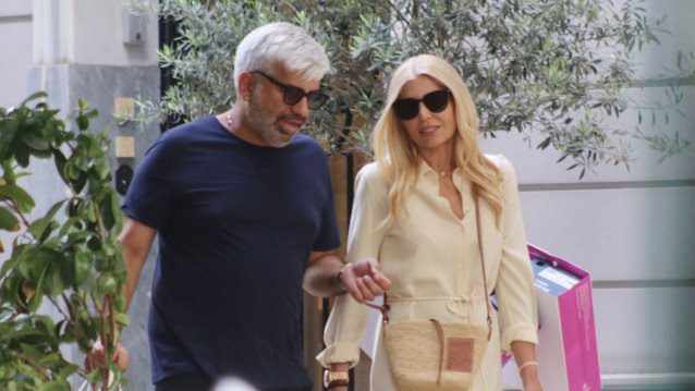 Η Βάσια Λόη σε σπάνια δημόσια εμφάνιση στο πλευρό του συζύγου της, Νικόλα Μαδιά