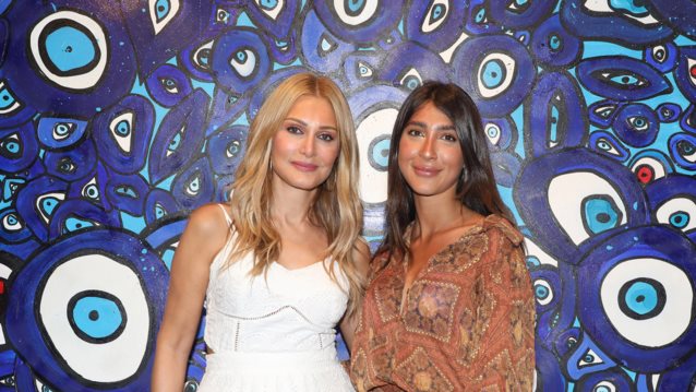 Η Νατάσα Θεοδωρίδου σε σπάνια δημόσια εμφάνιση με τον πρώην σύζυγό της, Δημήτρη Μπέτα &amp; την κόρη τους