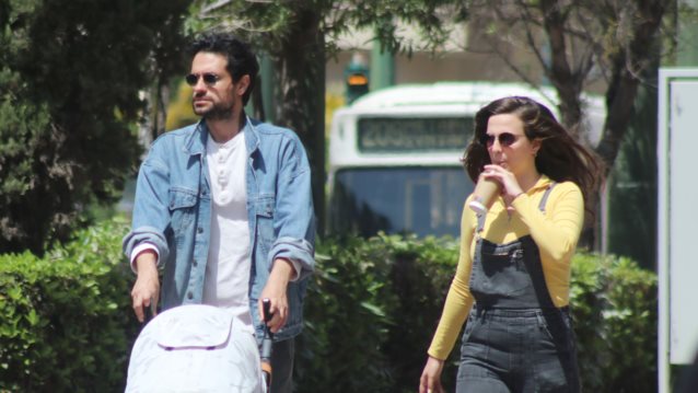 Ο Ορφέας Αυγουστίδης &amp; η Γεωργία Κρασσά σε οικογενειακή βόλτα με τον γιο τους λίγο πριν τον γάμο