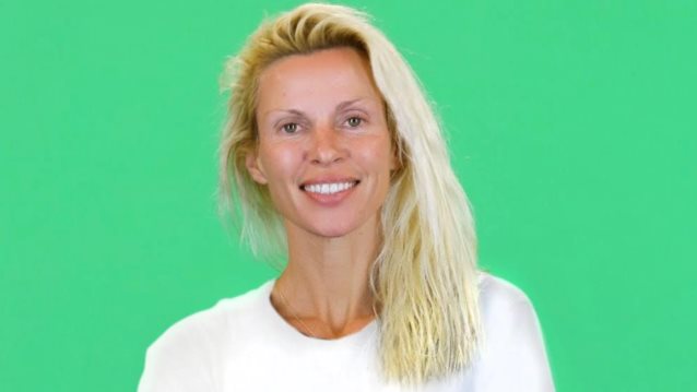 Η Ασημίνα Ιγγλέζου &amp; η σέξι φωτογράφιση της που έγινε viral