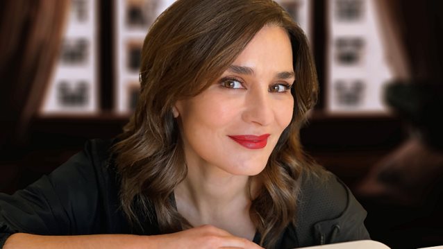 Μαρία Ναυπλιώτου | Στην παραλία με τον γοητευτικό αδερφό της