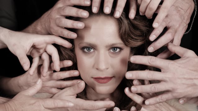 Έλλη Τρίγγου | Αυτό είναι το επόμενο επαγγελματικό της βήμα μετά τις &quot;Άγριες Μέλισσες&quot;