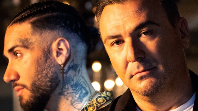 Αντώνης Ρέμος συναντά τον Mente Fuerte σε μία συνεργασία κορυφής