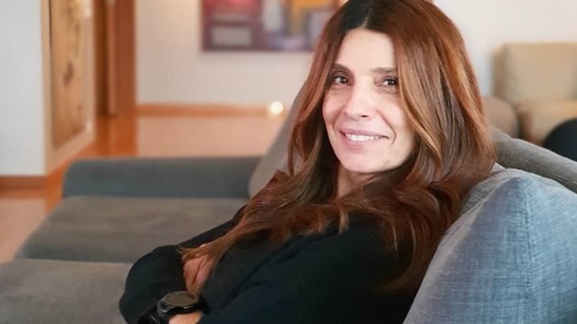 H Πόπη Τσαπανίδου ποζάρει ξετρελαμένη με τον εγγονό της και εύχεται "Καλή Χρονιά"