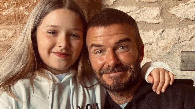 David Beckham | Η cute στιγμή που τραγουδάει και χορεύει με την κόρη του, Harper, σε συναυλία του Harry Styles