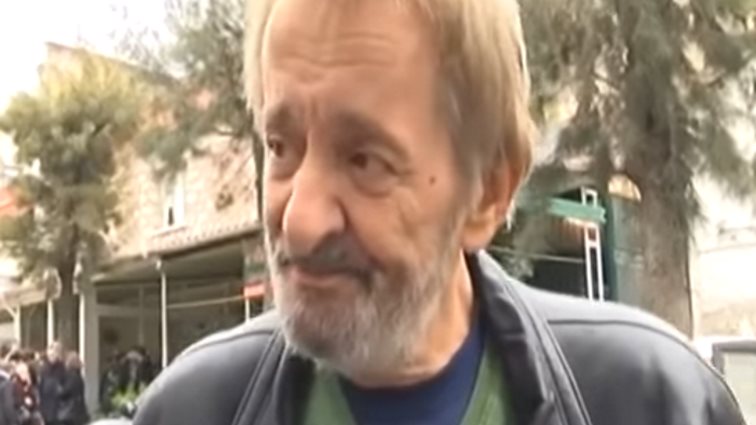 Γιώργος Γεωργίου: Συντετριμμένος στην κηδεία του γιου του: «Όπως τον είδα τώρα, ήταν πολύ ήρεμος. Τόσο όμορφος...»