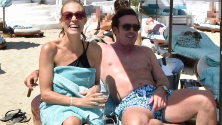 Βίκυ Καγιά &amp; Ηλίας Κρασσάς 
: Οι τελευταίες διακοπές στη Μύκονο και η βόλτα με το σκάφος