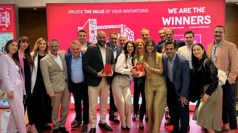 Δύο στις δύο πρωτιές για τα Προϊόντα blu της Imperial Brands Hellas από τον θεσμό &quot;Προϊόν της Χρονιάς 2024&quot;