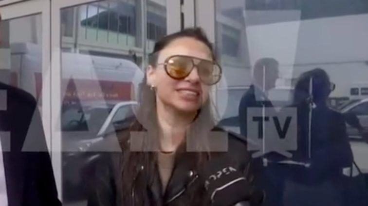 Η Ελένη Τσολάκη στην πρώτη αντίδραση μετά το τέλος της εκπομπής της: "Θα πούμε κάποια στιγμή τα πάντα"