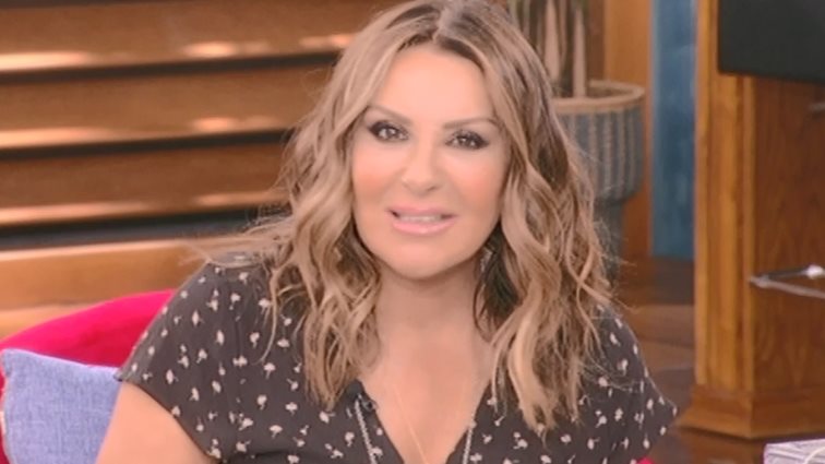 Ναταλία Γερμανού: Η αποκάλυψη για την προσωπική της ζωή &amp; το τραγούδι που έγραψε για τη Δέσποινα Βανδή