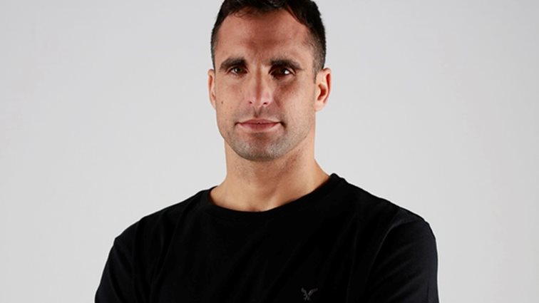 Γιάννης Δρυμωνάκος: Η βουτιά του ενθουσίασε το Twitter!
