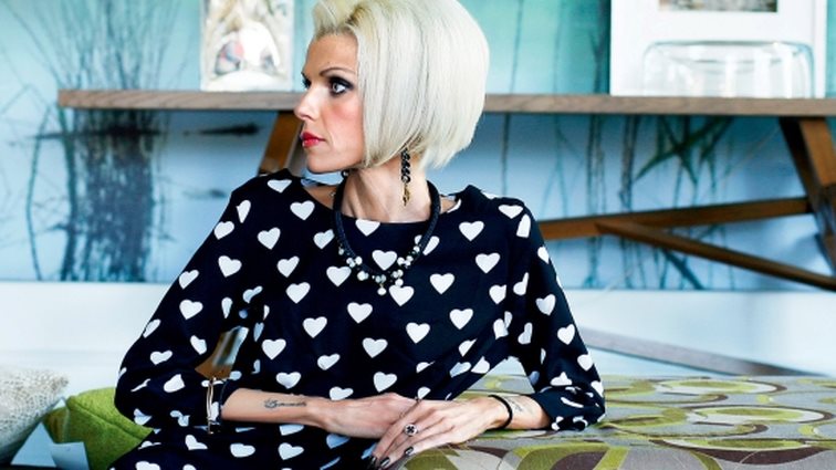 Νανά Καραγιάννη: Εσπευσμένα στο νοσοκομείο: Δίνει μάχη για τη ζωή της