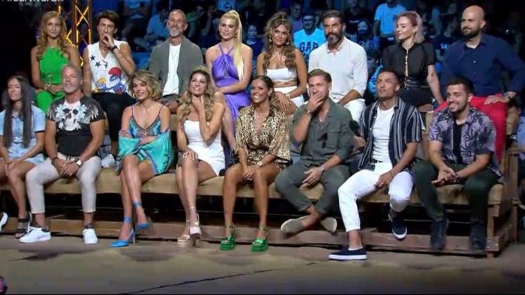 Survivor | Της έκανε πρόταση γάμου πάνω στη σκηνή του ημιτελικού!