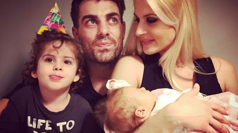 Στέλιος Χανταμπάκης: Δείτε πώς αντιδρά ο γιος του όταν τον βλέπει στο Survivor: Video