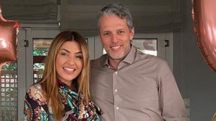 Η Έλενα Παπαρίζου έγινε 40 και το γιορτάζει στην αγκαλιά του Ανδρέα Καψάλη!