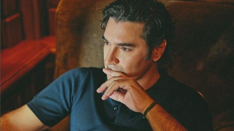 Ο Χριστόφορος Παπακαλιάτης και το συγκινητικό &quot;γράμμα&quot; στην Μαρία Καβογιάννη