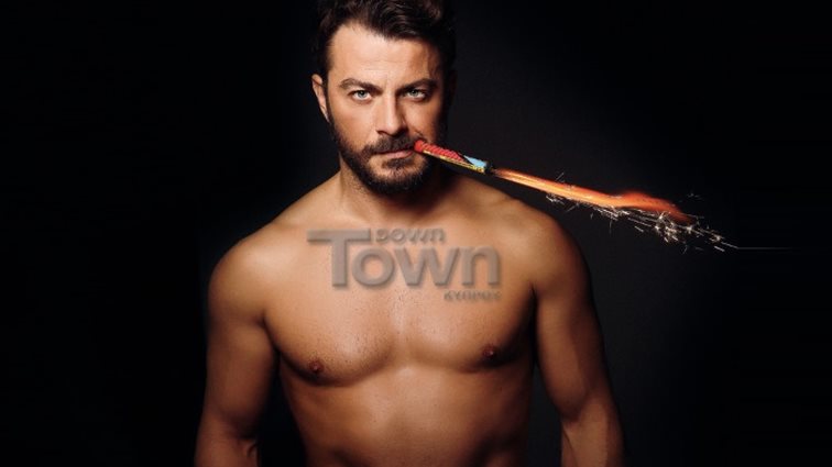 Γιώργος Αγγελόπουλος: Φουλ του... Ντάνου! Ολόκληρη η sexy φωτογράφιση που έκανε αίσθηση