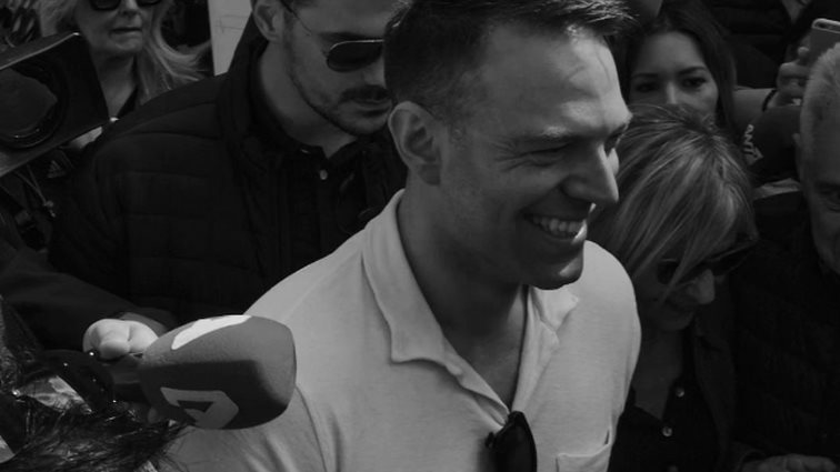 Aide-mémoire | O Στέφανος στο... πεζικό, οι αστακοκάλτσες &amp; οι μνηστήρες του Μουτσινά