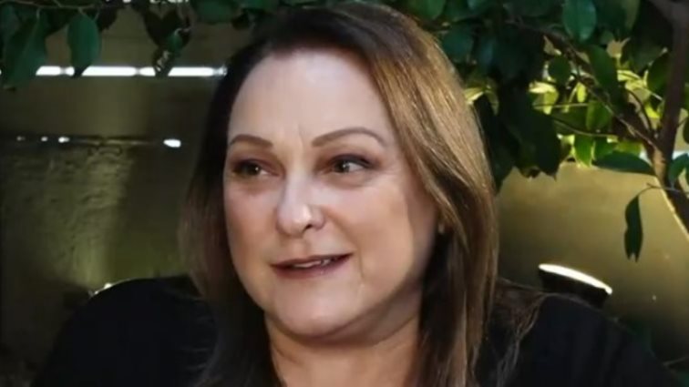 Ρένια Λουιζίδου: "Είναι υστερία, μανία αυτό πια - Ο κόσμος αισθάνεται υποχρεωμένος οπωσδήποτε να πει κάτι"