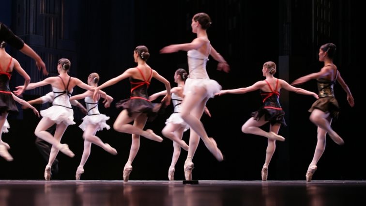 &quot;Η ομοφυλοφιλία είναι... της μόδας&quot;: Η ομοφοβική δήλωση του διευθυντή ΔΗΠΕΘΕ Πάτρας και το &quot;χαστούκι&quot; από Γιατρομανωλάκη