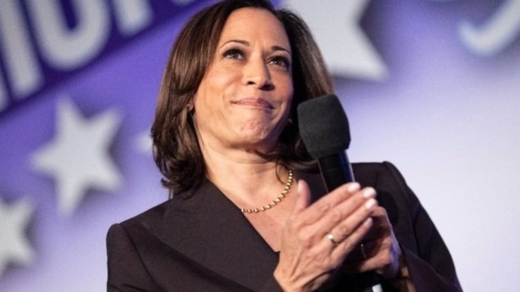 Kamala Harris : Η πρώτη Αφροαμερικανή γυναίκα που διεκδικεί την αντιπροεδρία των ΗΠΑ
