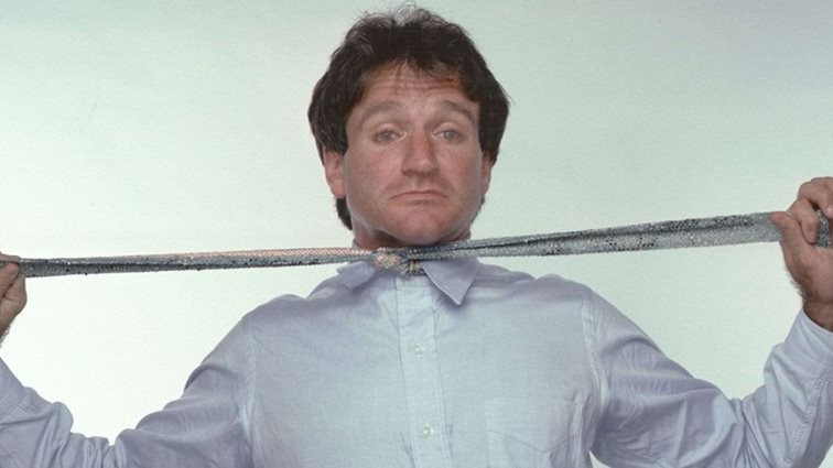 Style Tips: 6 τρόποι να φορέσεις γραβάτα τον φετινό χειμώνα