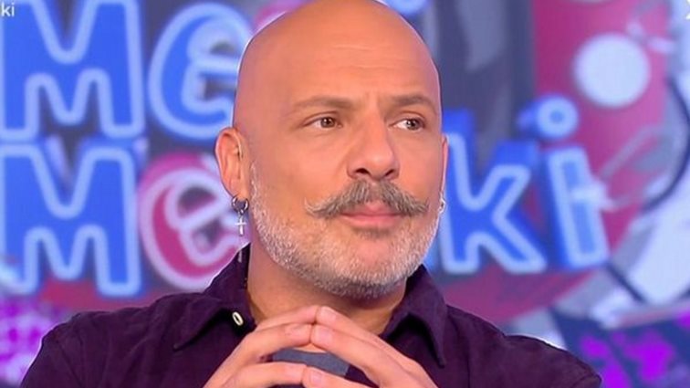 Νίκος Μουτσινάς: "Πρέπει να το πάρουμε απόφαση ότι ζούμε μέσα σε μία γυάλα"