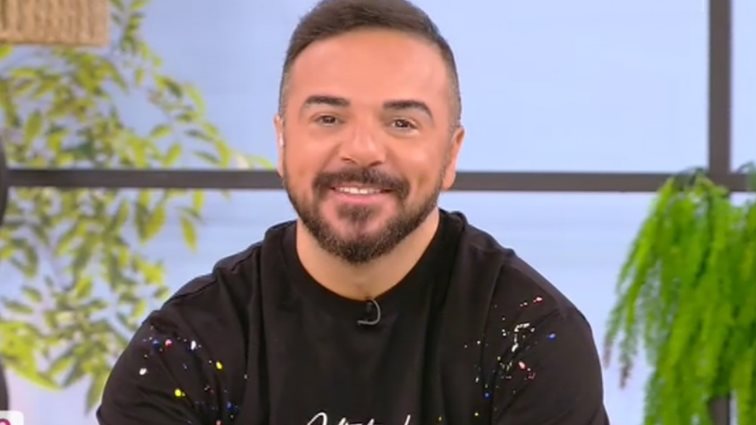 Ο Τριαντάφυλλος απαντά για το πρωινό του Σαββατοκύριακου στο OPEN