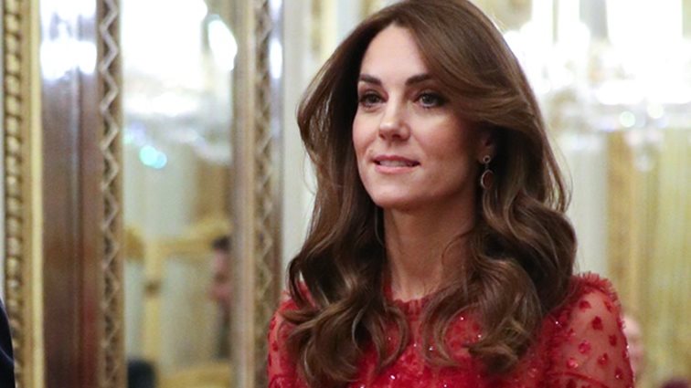 Kate Middleton: Με εντυπωσιακό look στην πρώτη της επίσημη βραδινή εμφάνιση μετά την ολοκλήρωση του Megxit