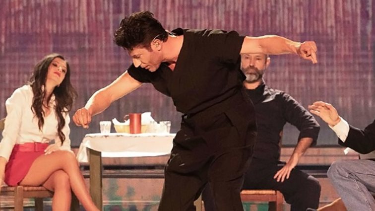 YFSF All Star | Ο Λευτέρης Ελευθερίου τραγουδάει για την "Αθήνα του"