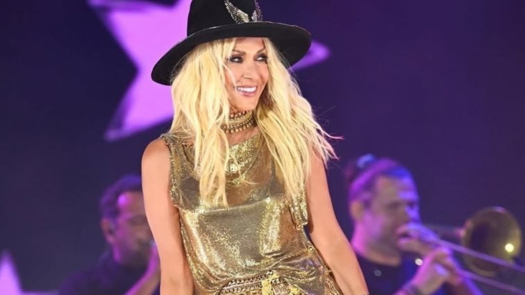 Άννα &amp; Νίκη Βίσση | Με ταιριαστά outfits στη Γερμανία