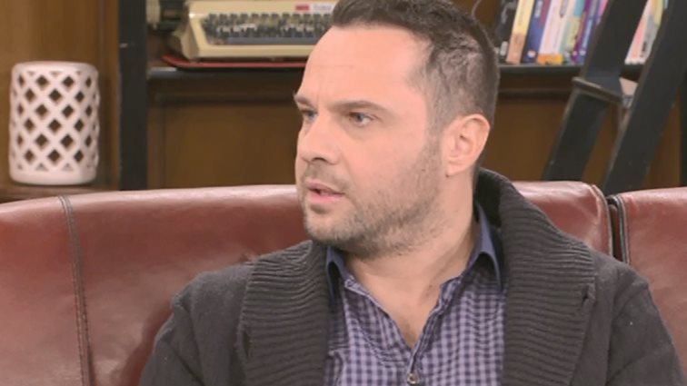 Μέμος Μπεγνής: Οι προσωπικές αποκαλύψεις στη Γερμανού | Τα χρέη &amp; το διαζύγιο των γονιών του πριν 10 χρόνια!