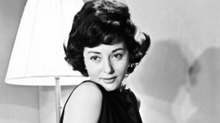 Γκέλυ Μαυροπούλου: &quot;Δεν αγάπησα ποτέ το θέατρο. Κάθε βράδυ ευχόμουν να μην έρθουν θεατές και να μη γίνει η παράσταση&quot;